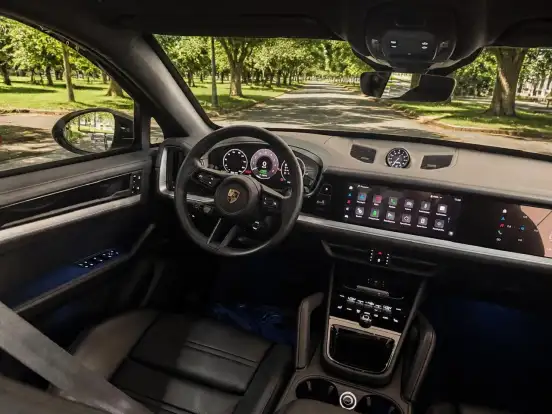 PORSCHE-CAYENNE-2024