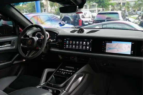 PORSCHE-CAYENNE-2023