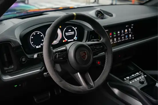 PORSCHE-CAYENNE-2023