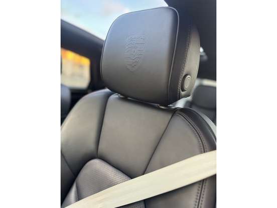 PORSCHE-MACAN-2024