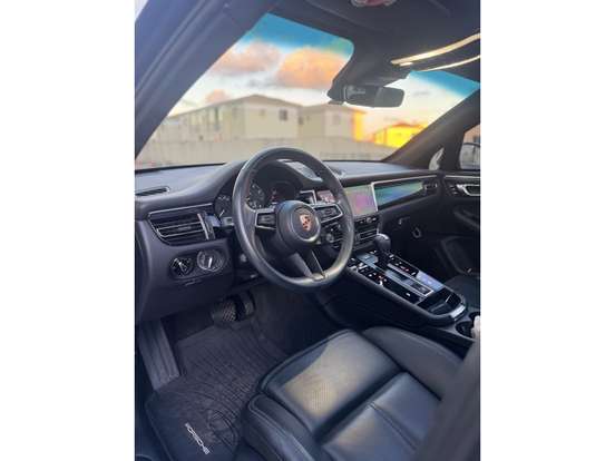 PORSCHE-MACAN-2024