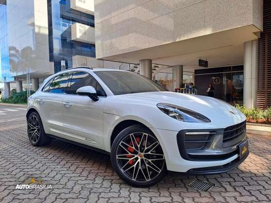 PORSCHE-MACAN-2023