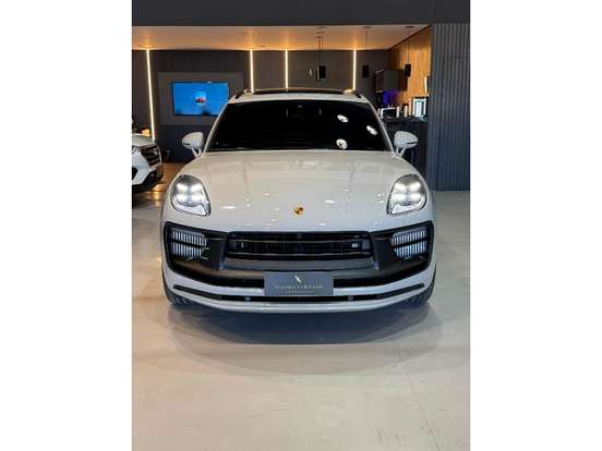 PORSCHE-MACAN-2023