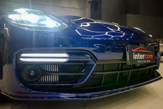 PORSCHE-PANAMERA-2023