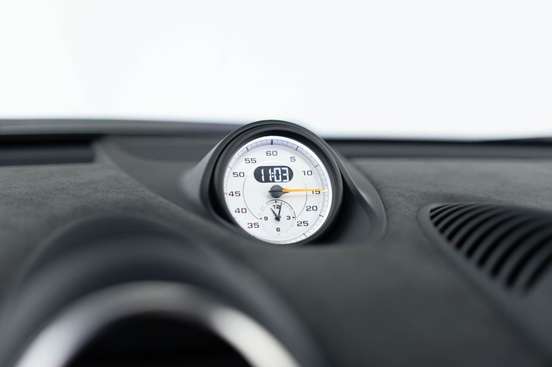PORSCHE-718-2024