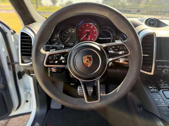 PORSCHE-CAYENNE-3.6 GTS 4X4 V6 24V GASOLINA 4P TIPTRONIC PORSCHE-CAYENNE-2015