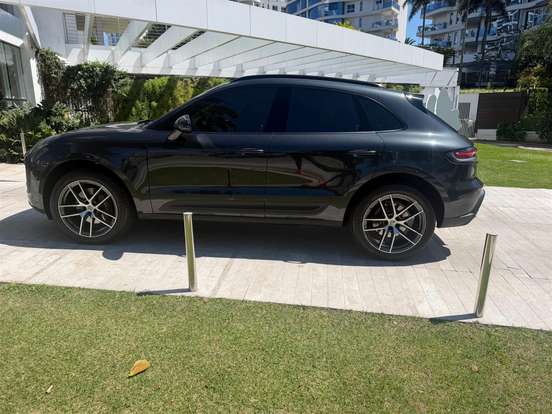 PORSCHE-MACAN-2023