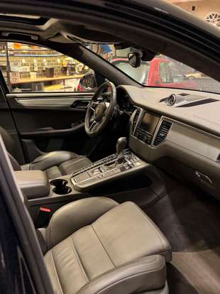 PORSCHE-MACAN-2014