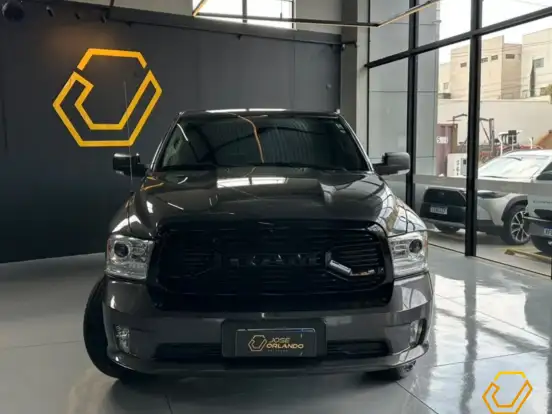RAM-1500-5.7 V8 GASOLINA LIMITED CD 4X4 AUTOMÁTICO RAM-1500-2023