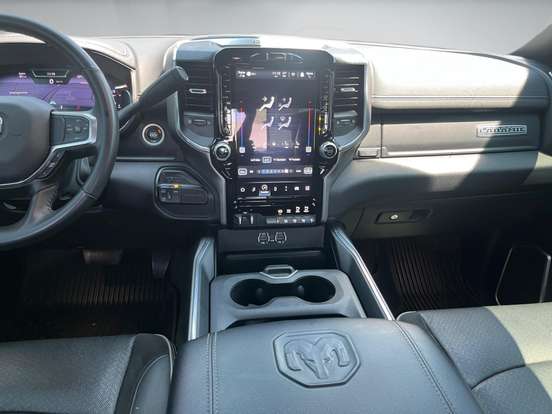 RAM-2500-6.7 I6 TURBO DIESEL LARAMIE CD 4X4 AUTOMÁTICO RAM-2500-2024