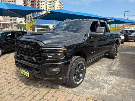 RAM 3500 6.7 I6 TURBO DIESEL LARAMIE NIGHT EDITION CD 4X4  AUTOMÁTICO