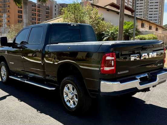 RAM-2500-6.7 I6 TURBO DIESEL LARAMIE CD 4X4 AUTOMÁTICO RAM-2500-2023