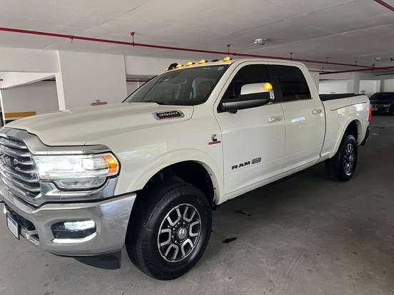 RAM-3500-6.7 I6 TURBO DIESEL LIMITED LONGHORN CD 4X4 AUTOMÁTICO RAM-3500-2022