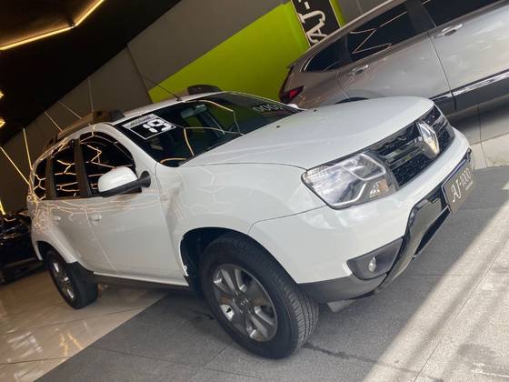 RENAULT DUSTER 2.0 16V HI-FLEX DYNAMIQUE AUTOMÁTICO