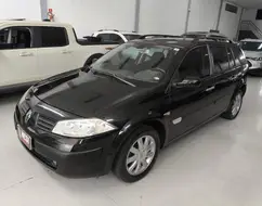 RENAULT MEGANE 1.6 DYNAMIQUE GRAND TOUR 16V FLEX 4P MANUAL RENAULT MEGANE 1.6 DYNAMIQUE GRAND TOUR 16V FLEX 4P MANUAL