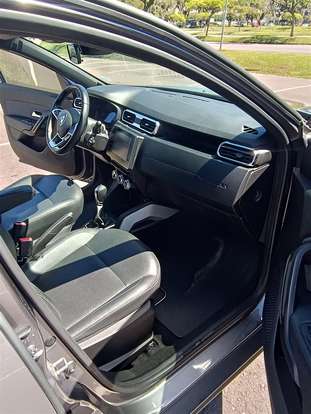 RENAULT-DUSTER-2021
