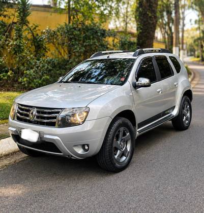 RENAULT DUSTER 2.0 DYNAMIQUE 4X2 16V FLEX 4P AUTOMÁTICO