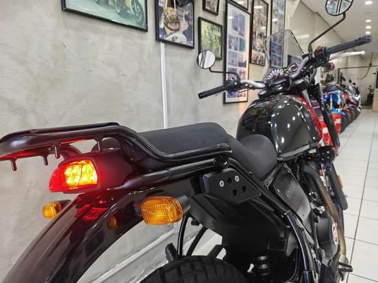 ROYAL ENFIELD-HIMALAYAN-2021