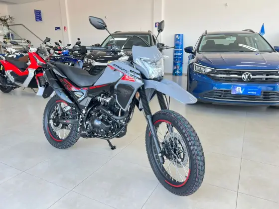 SHINERAY SHI 175S EFI 