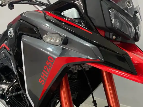 SHINERAY-SHI 250 SHINERAY-SHI 250-2025