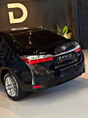 TOYOTA-COROLLA-2018