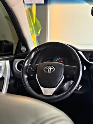 TOYOTA-COROLLA-2018