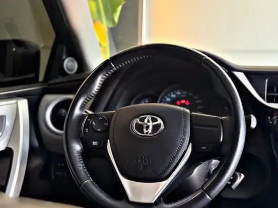 TOYOTA-COROLLA-1.8 GLI UPPER 16V FLEX 4P AUTOMÁTICO TOYOTA-COROLLA-2018
