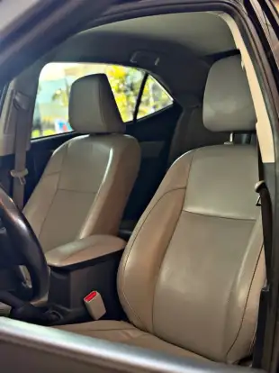 TOYOTA-COROLLA-2018