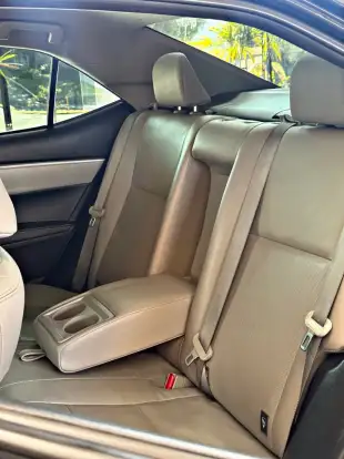 TOYOTA-COROLLA-2018