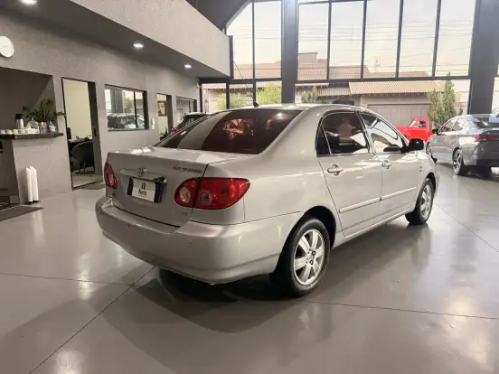 TOYOTA-COROLLA-1.8 SE-G 16V GASOLINA 4P AUTOMÁTICO TOYOTA-COROLLA-2005