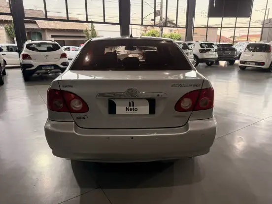 TOYOTA-COROLLA-2005