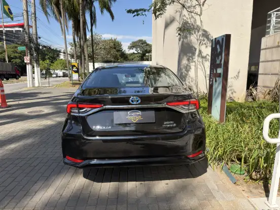 TOYOTA-COROLLA-2021