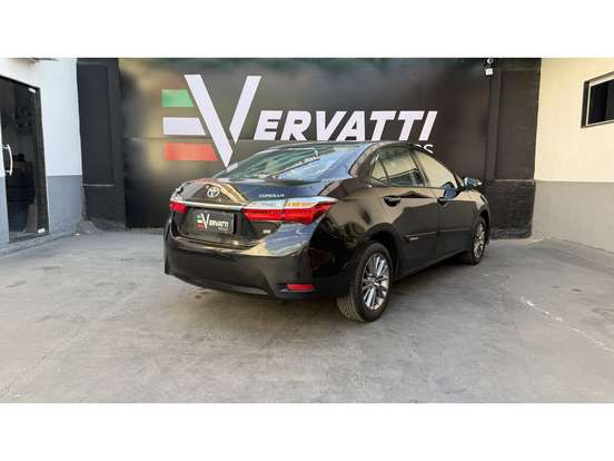 TOYOTA-COROLLA-1.8 GLI 16V FLEX 4P AUTOMÁTICO TOYOTA-COROLLA-2017