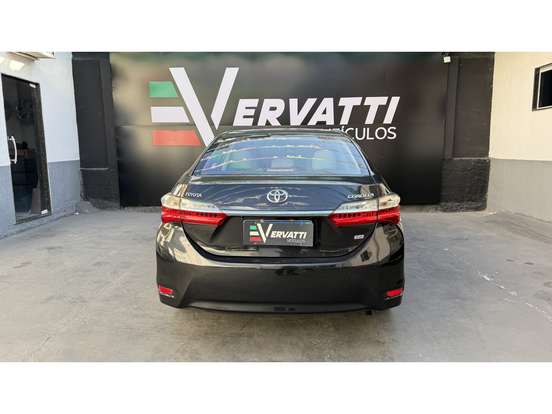 TOYOTA-COROLLA-1.8 GLI 16V FLEX 4P AUTOMÁTICO TOYOTA-COROLLA-2017
