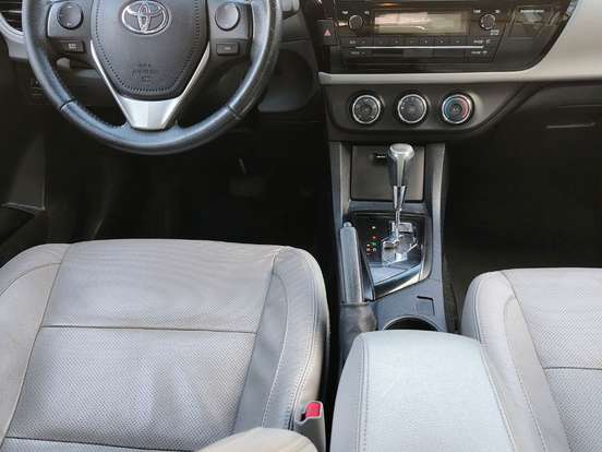 TOYOTA-COROLLA-1.8 GLI 16V FLEX 4P AUTOMÁTICO TOYOTA-COROLLA-2015