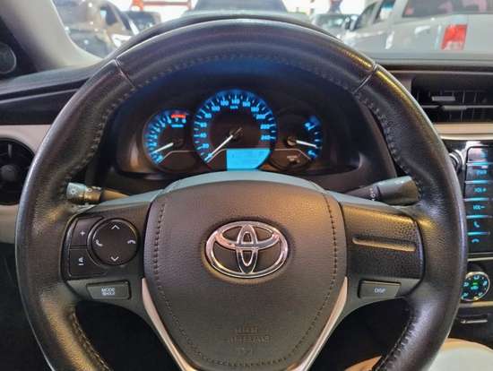 TOYOTA-COROLLA-2017