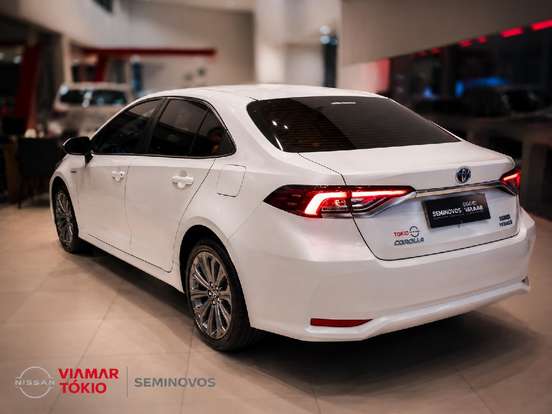 TOYOTA-COROLLA-2019