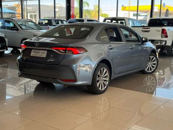 TOYOTA-COROLLA-2020