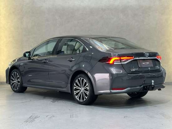 TOYOTA-COROLLA-2023