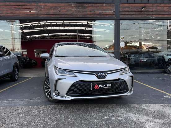 TOYOTA-COROLLA-2023