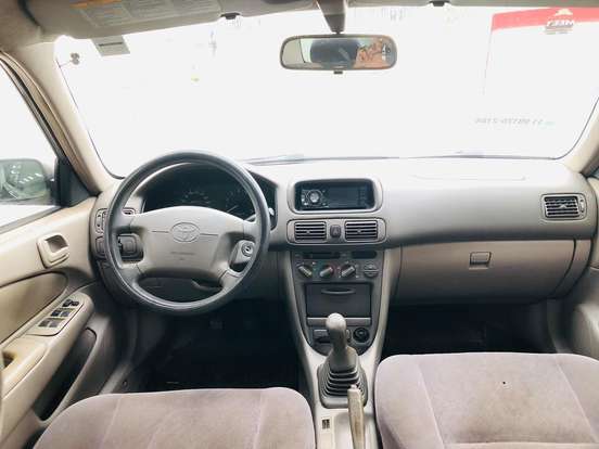 TOYOTA-COROLLA-1999