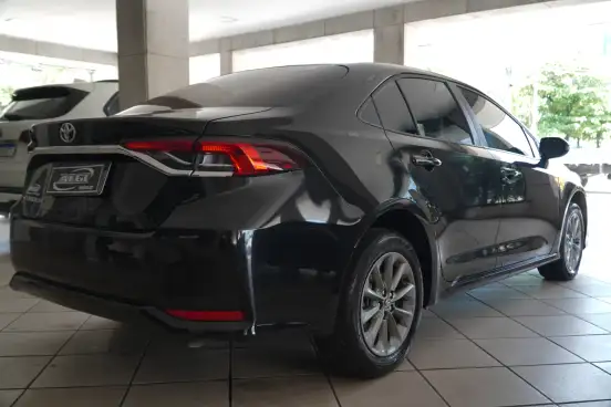 TOYOTA-COROLLA-2025