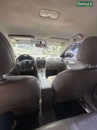 TOYOTA-COROLLA-2011
