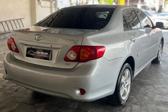 TOYOTA-COROLLA-2010