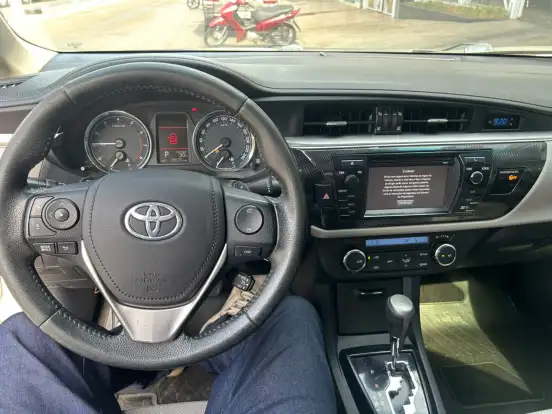 TOYOTA-COROLLA-2015