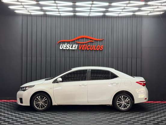 TOYOTA-COROLLA-2015