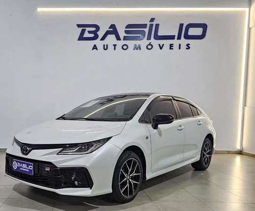 TOYOTA-COROLLA-2025