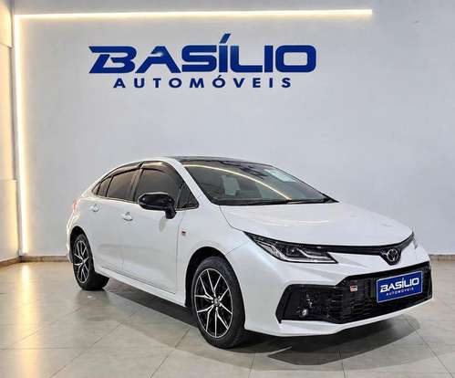 TOYOTA-COROLLA-2025