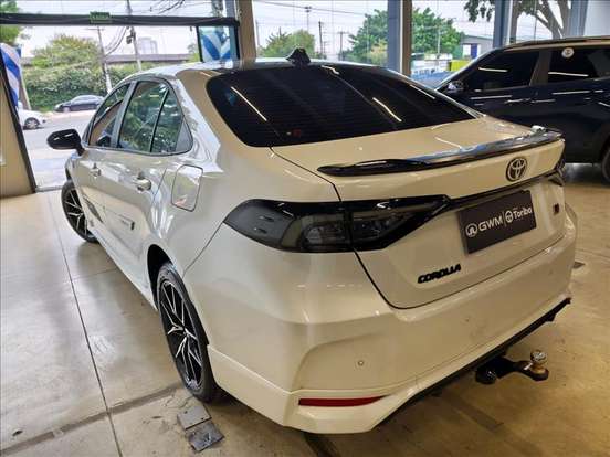 TOYOTA-COROLLA-2024