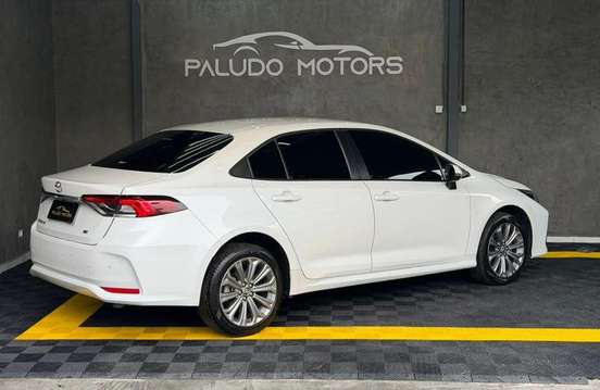 TOYOTA-COROLLA-2023